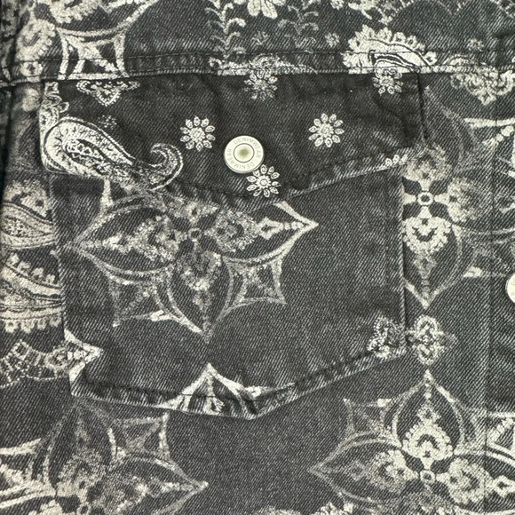 Stoosh Vintage Denim Charcoal Gray Button Up Shacket Paisley Print Boho Size Med - Picture 3 of 6
